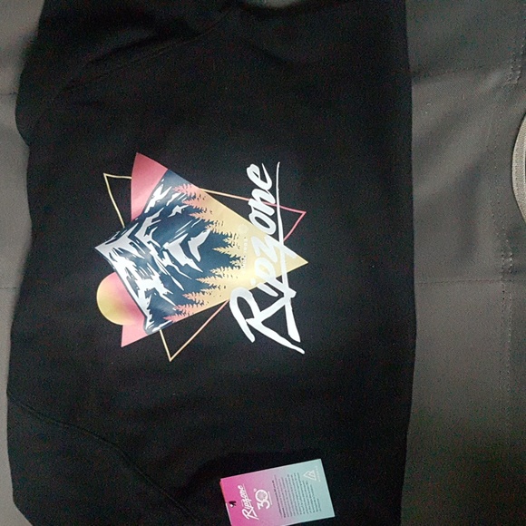 To small - Picture 2 of 2